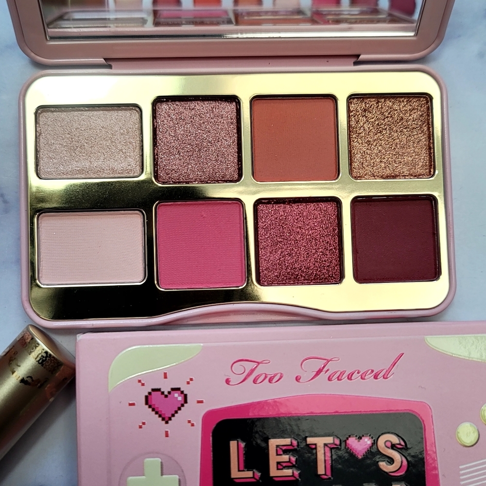 Too Faced Bundle - Picture 2 of 3